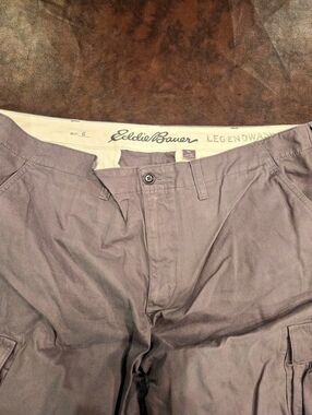 Eddie Bauer Legend Wash Men's Cargo Shorts Waist 42 NWT